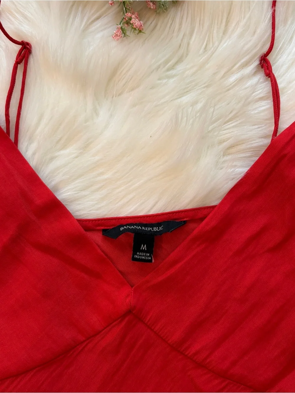 Banana Republic Silky Red Camisole Top - Picture 2 of 2